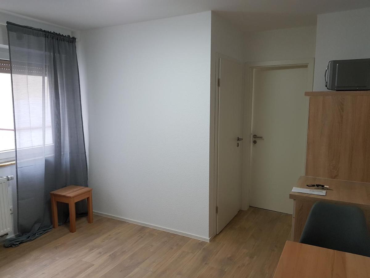 Wohnen Bi Villa Bohl-Iggelheim ภายนอก รูปภาพ